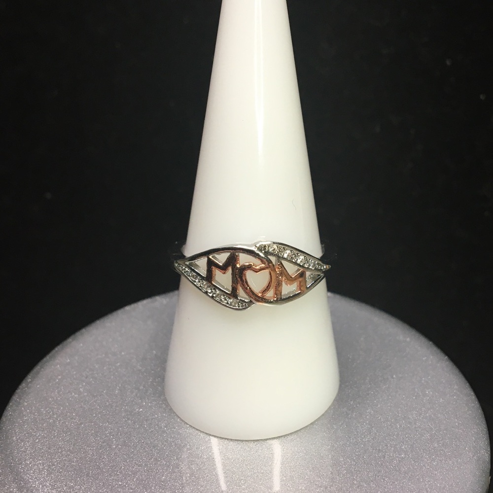 Infinity Heart Mom Love Ring - Picture 4 of 6